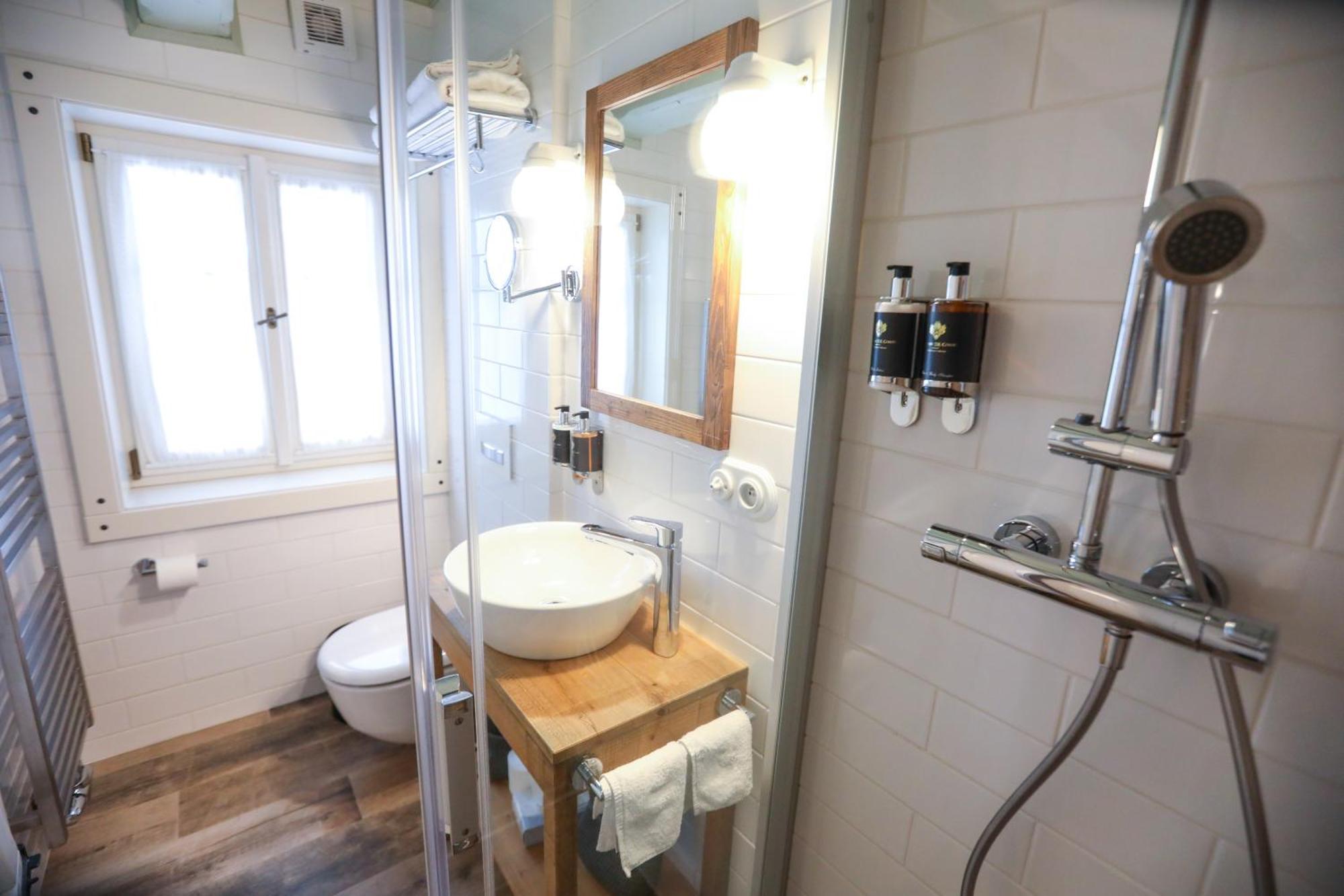 Hotel Bouda Helena Pec pod Snezkou Exteriör bild