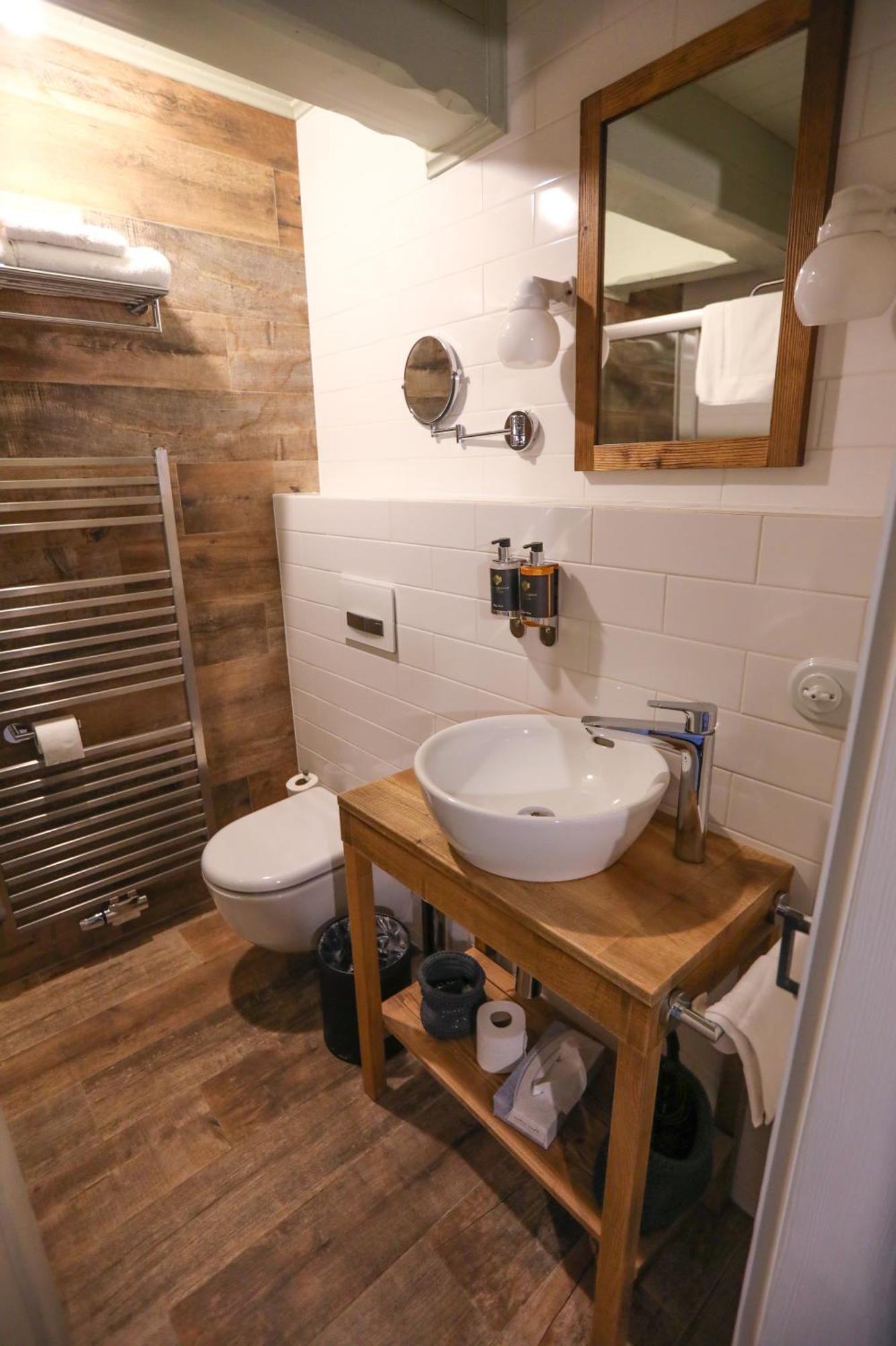 Hotel Bouda Helena Pec pod Snezkou Exteriör bild