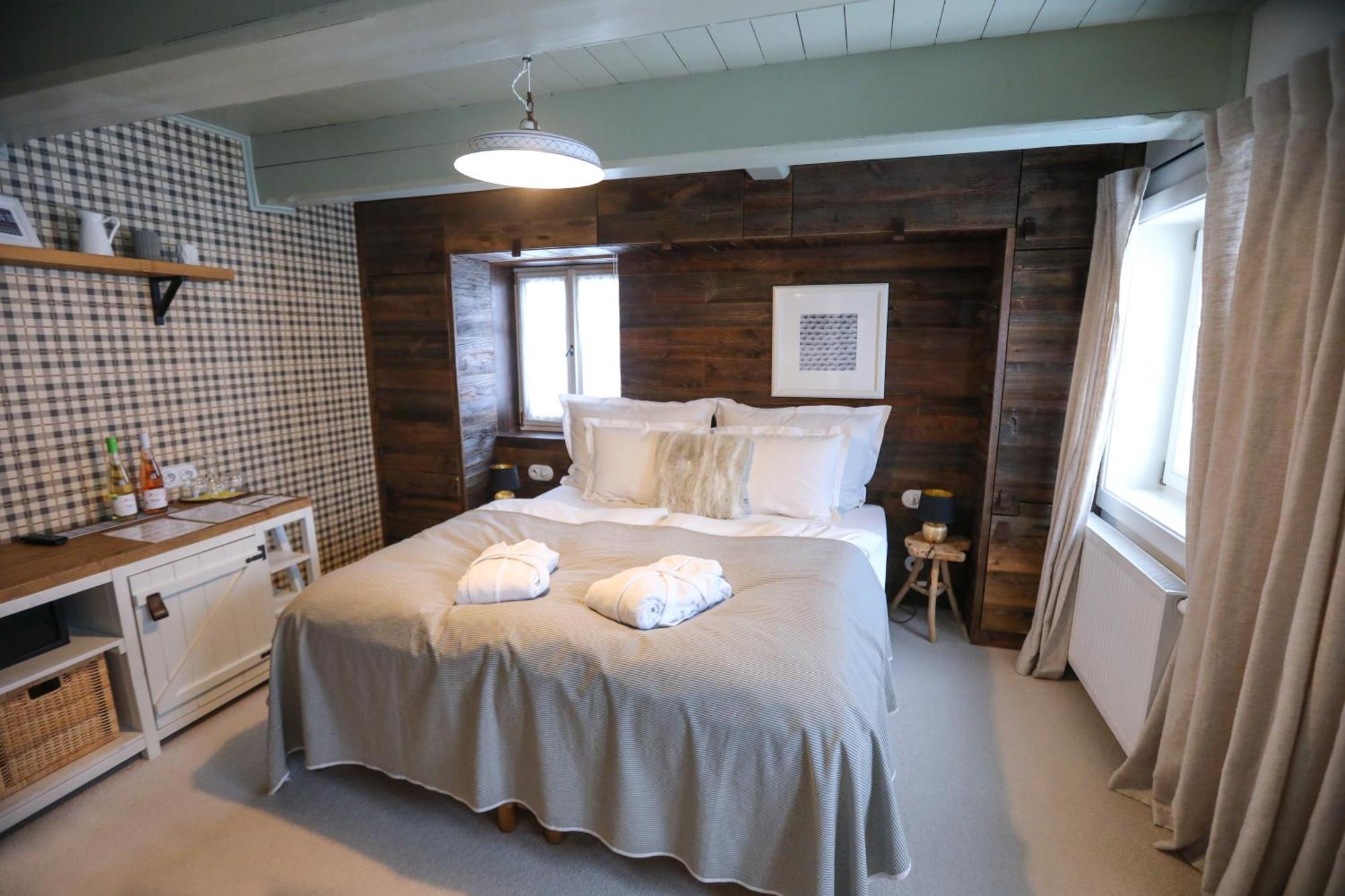 Hotel Bouda Helena Pec pod Snezkou Exteriör bild